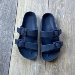 Boys sandals